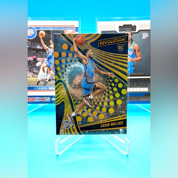 🔥Carson Wallace Lot! 🔥Revolution Rookie Refractor + Draft Class Rookie! 🤩 - Picture 2 of 10